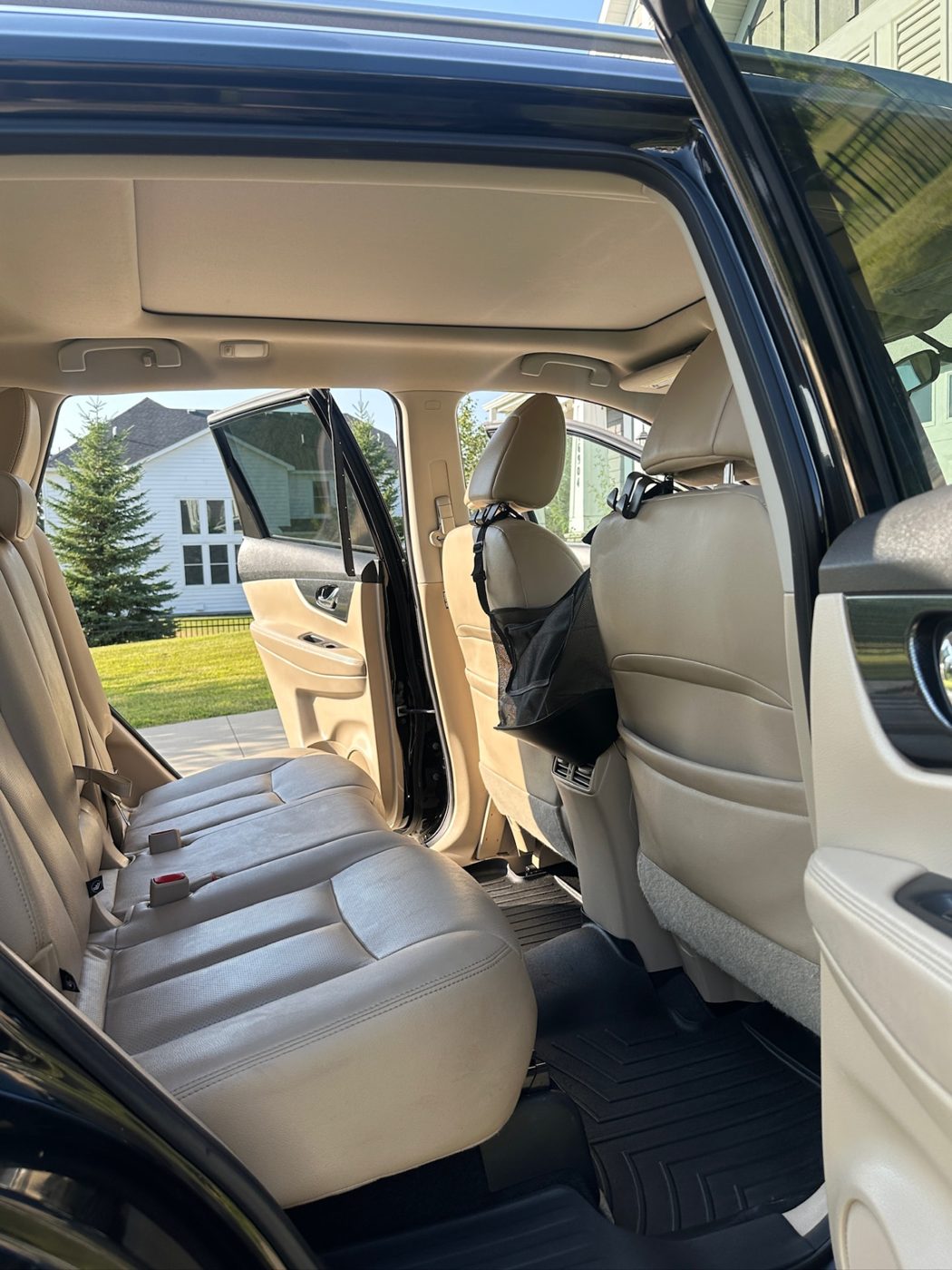 Spotless rear leather seats after an interior detail